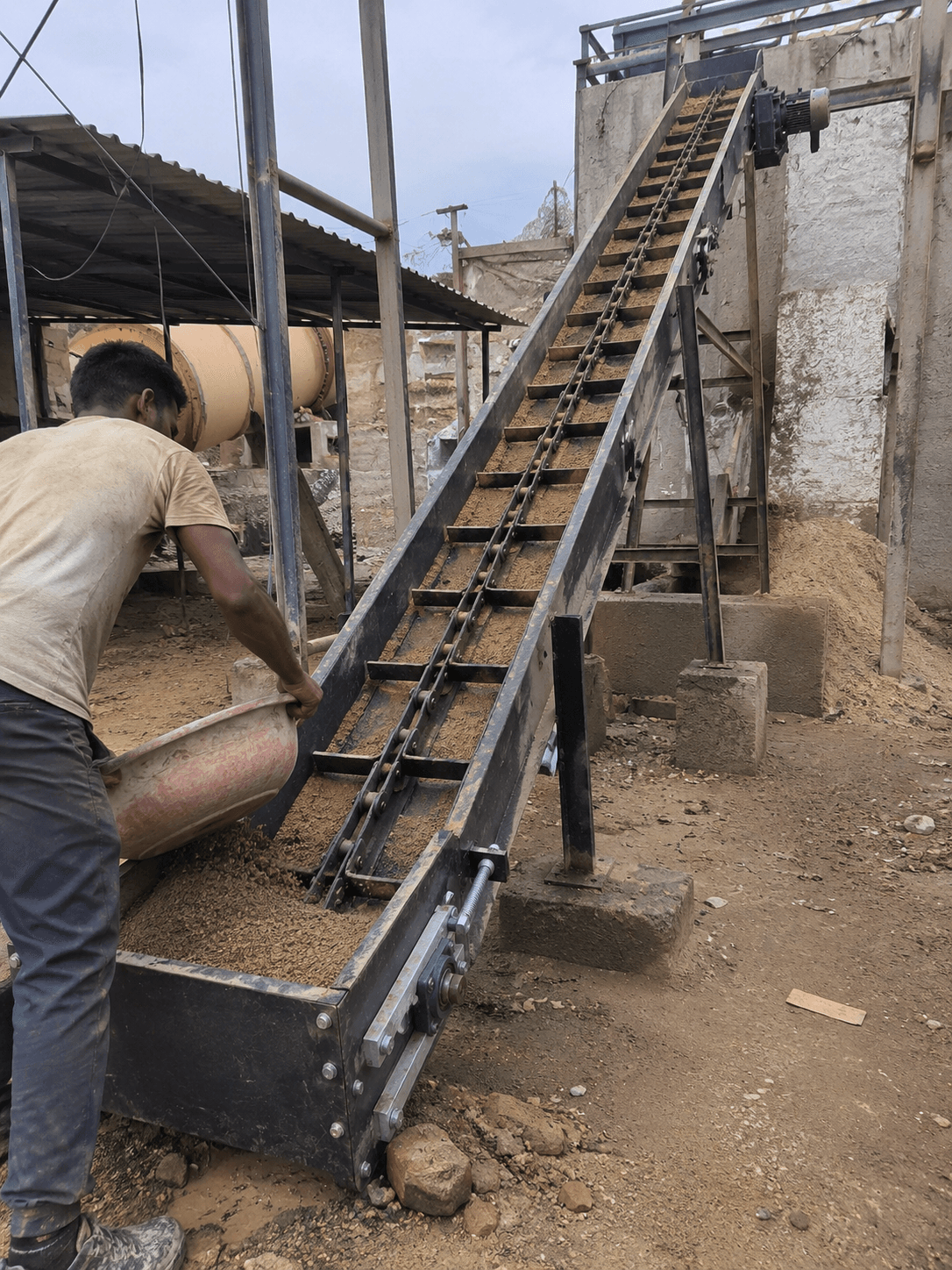 Chain Conveyor in use